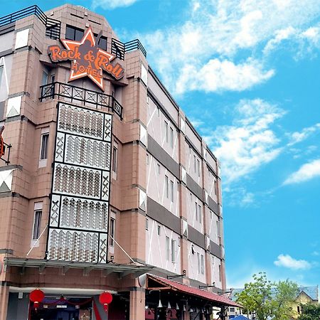 Rock & Roll Hotel Klang Ngoại thất bức ảnh