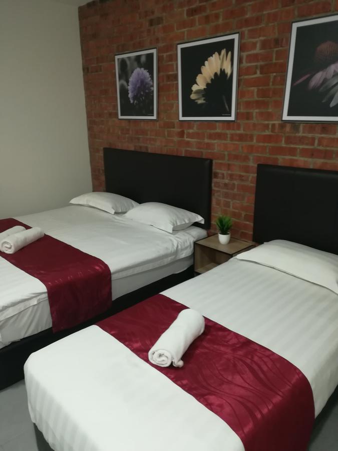 Rock & Roll Hotel Klang Ngoại thất bức ảnh