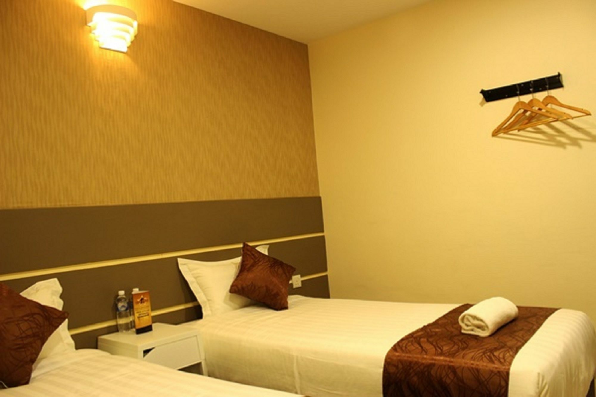 Rock & Roll Hotel Klang Ngoại thất bức ảnh