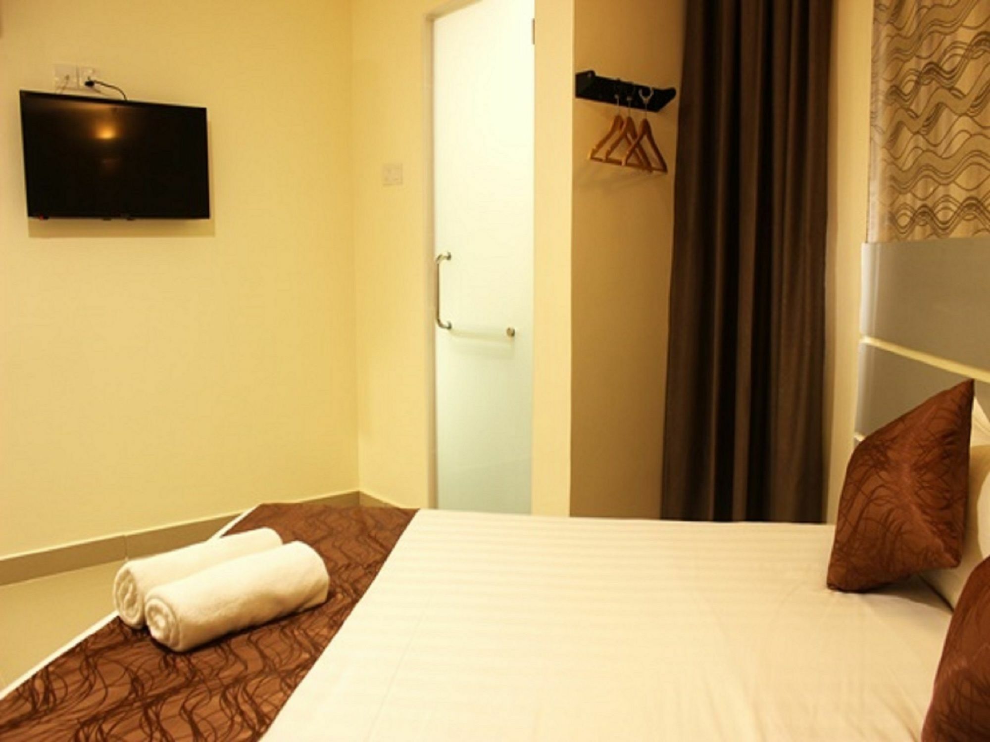 Rock & Roll Hotel Klang Ngoại thất bức ảnh