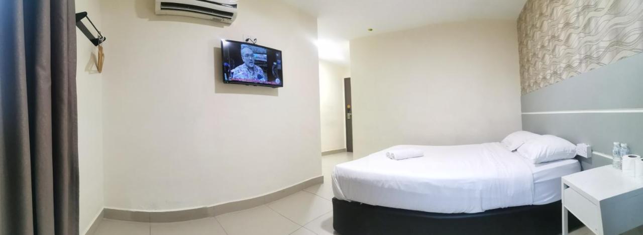 Rock & Roll Hotel Klang Ngoại thất bức ảnh